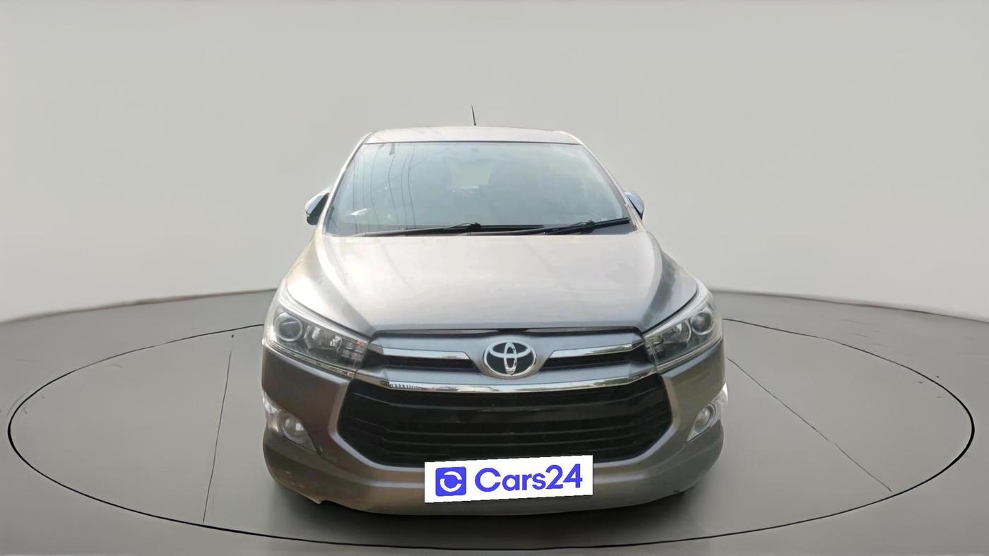 2017 Toyota Innova Crysta 2.4 ZX 7 STR, Diesel, Manual, 3,44,989 km, exterior