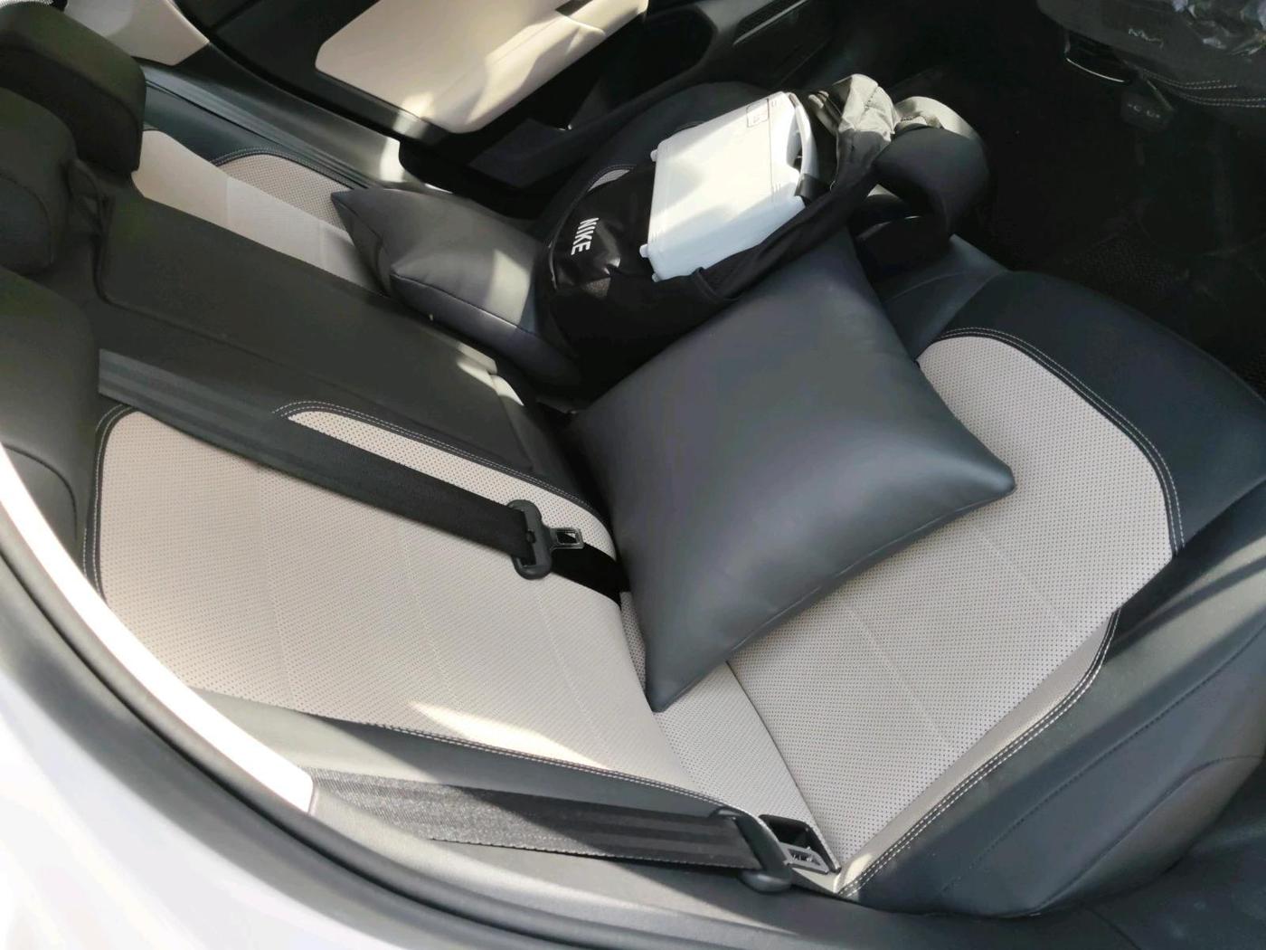 2024 Volkswagen VIRTUS TOPLINE TSI 1.0 AT, Petrol, Automatic, 19,610 km, interior