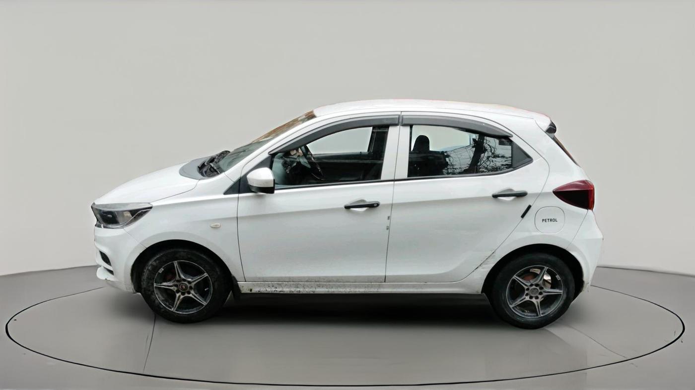 2020 Tata Tiago XE PETROL, Petrol, Manual, 58,331 km, exterior