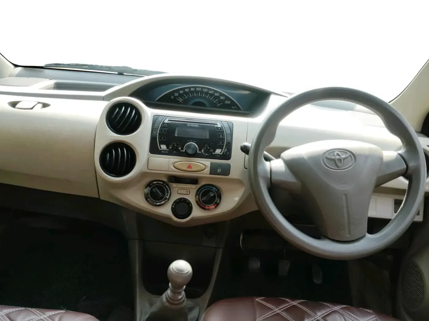 2014 Toyota Etios GD, Diesel, Manual, 1,73,275 km, interior