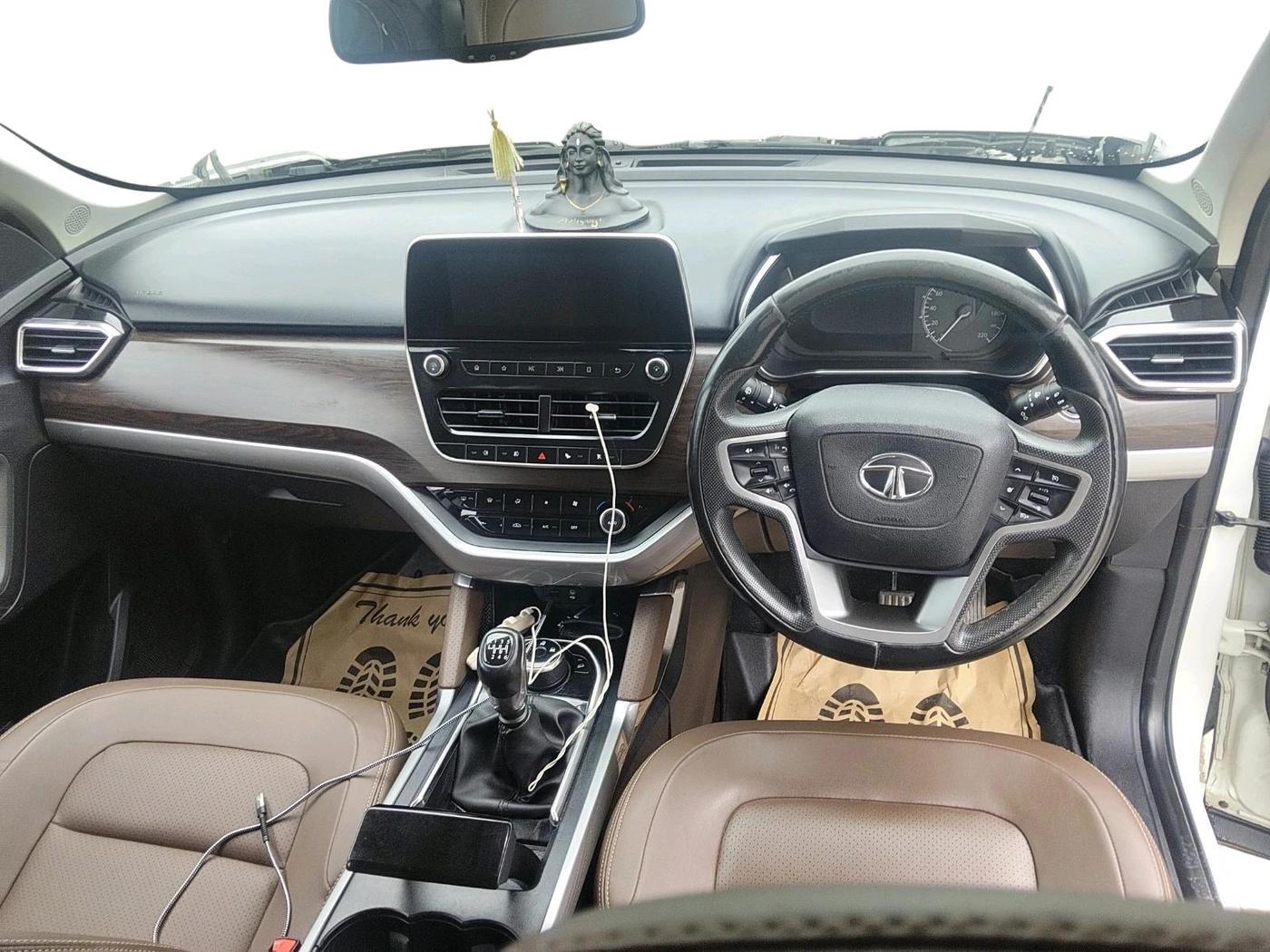 2021 Tata Harrier XZ PLUS 2.0L, Diesel, Manual, 1,27,459 km, interior