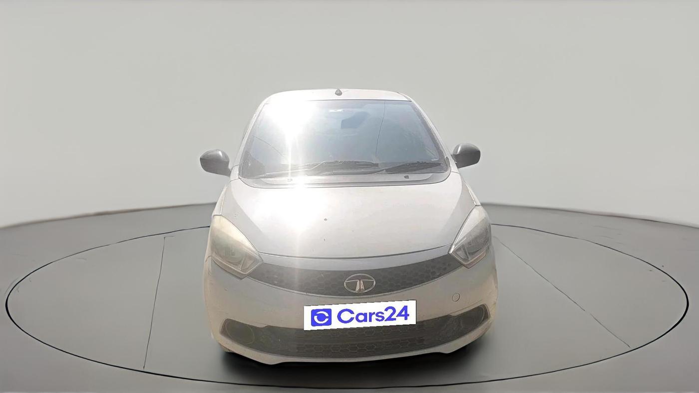 2016 Tata Tiago XT PETROL, Petrol, Manual, 1,26,000 km, exterior