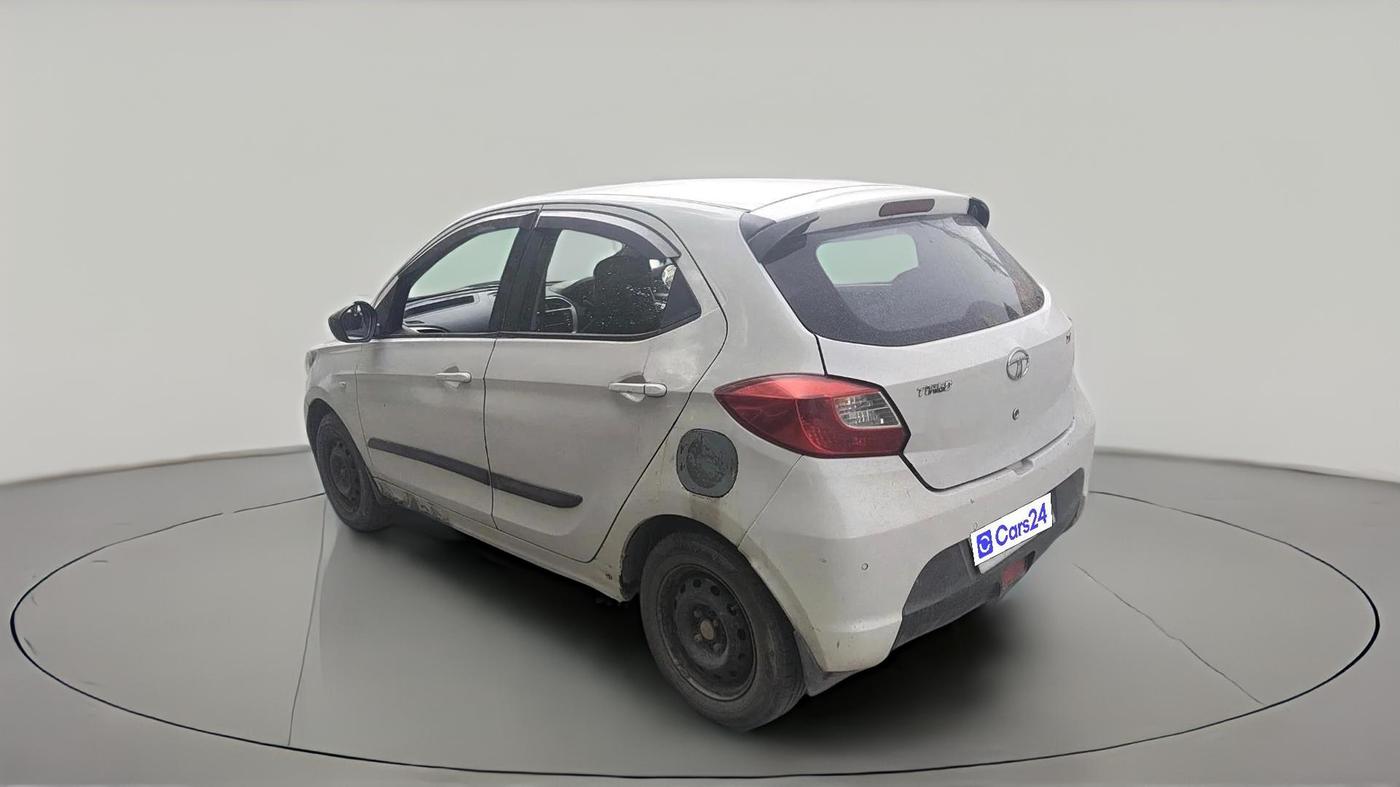 2016 Tata Tiago XT PETROL, Petrol, Manual, 1,26,000 km, exterior