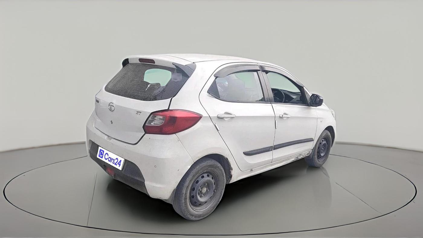 2016 Tata Tiago XT PETROL, Petrol, Manual, 1,26,000 km, exterior