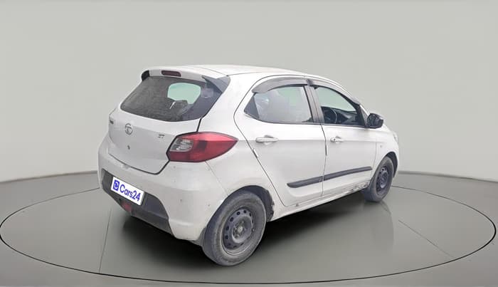 2016 Tata Tiago XT PETROL, Petrol, Manual, 1,25,313 km, exterior