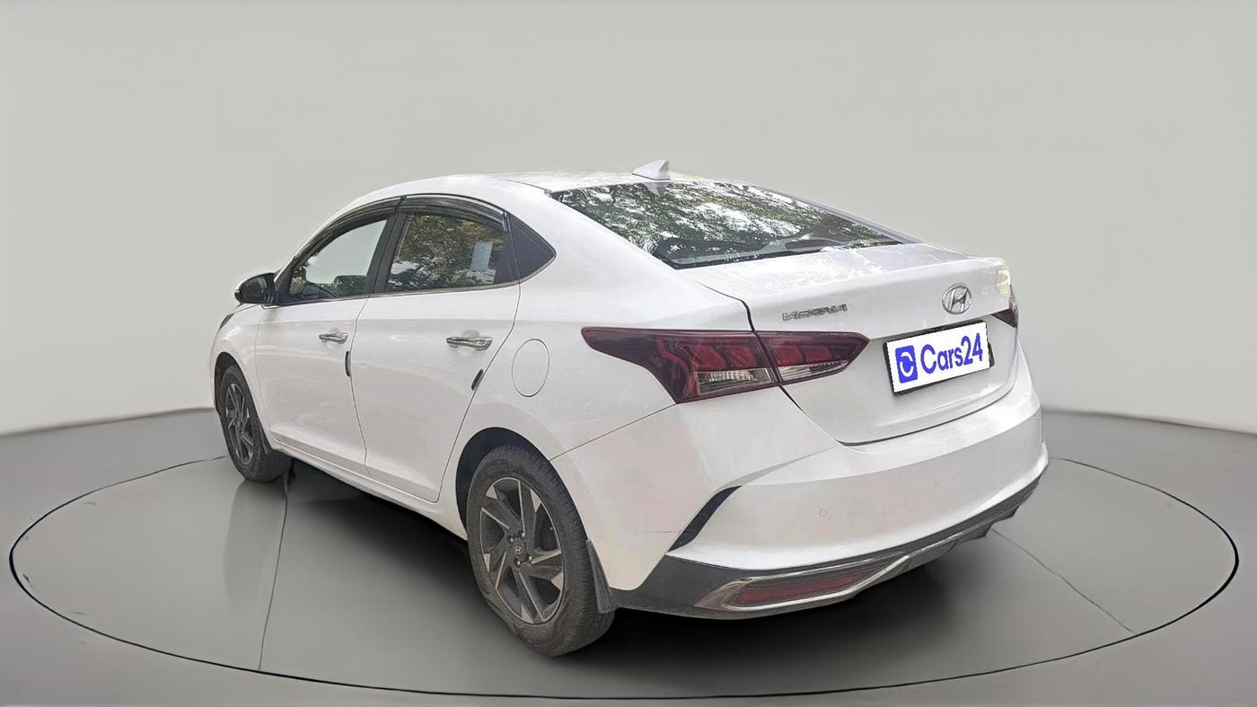 2020 Hyundai Verna SX (O) 1.5 CRDI, Diesel, Manual, 1,12,419 km, exterior