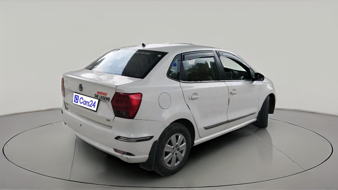 2017 Volkswagen Ameo TRENDLINE 1.5L, Diesel, Manual, 2,32,040 km, exterior