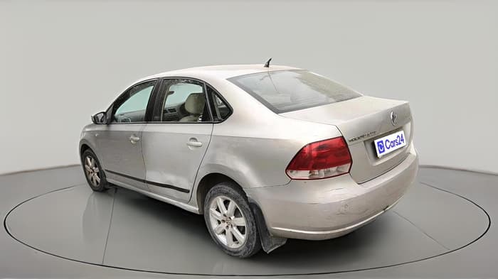 2012 Volkswagen Vento HIGHLINE DIESEL 1.6, Diesel, Manual, 1,45,741 km, exterior