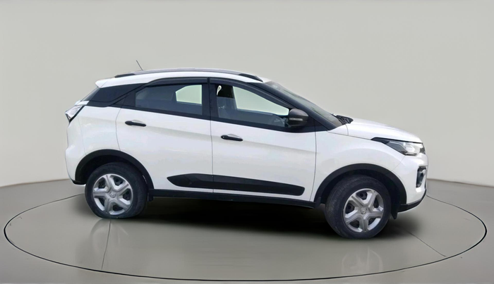2022 Tata NEXON XM PETROL, Petrol, Manual, 40,263 km, exterior