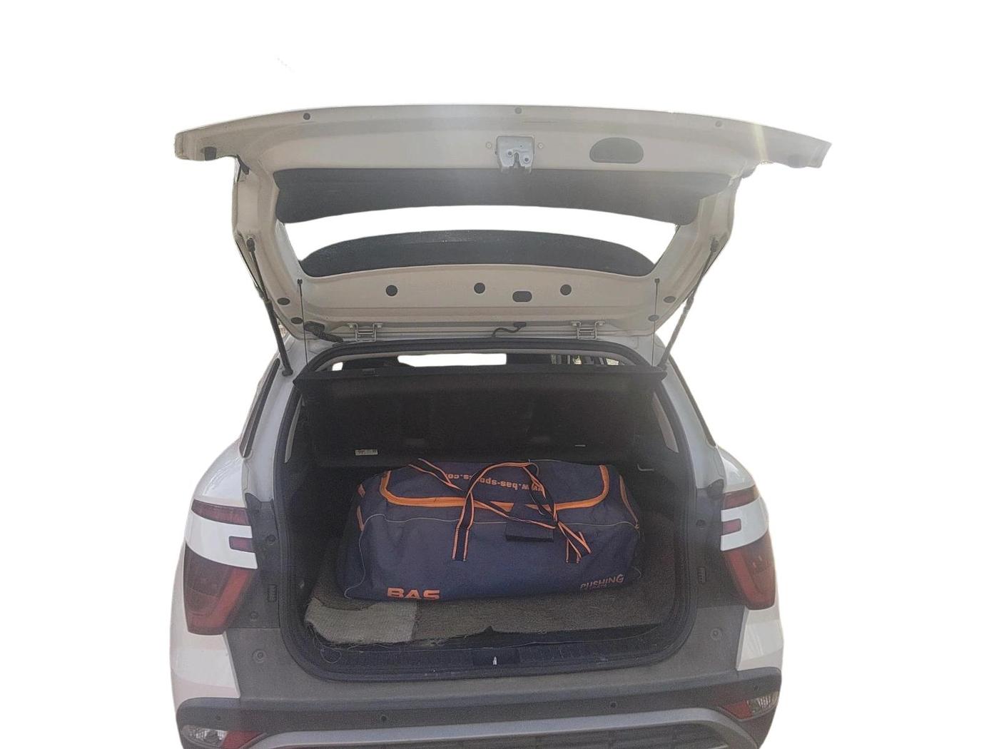 2022 Hyundai Creta SX 1.5 PETROL, Petrol, Manual, 28,789 km, exterior