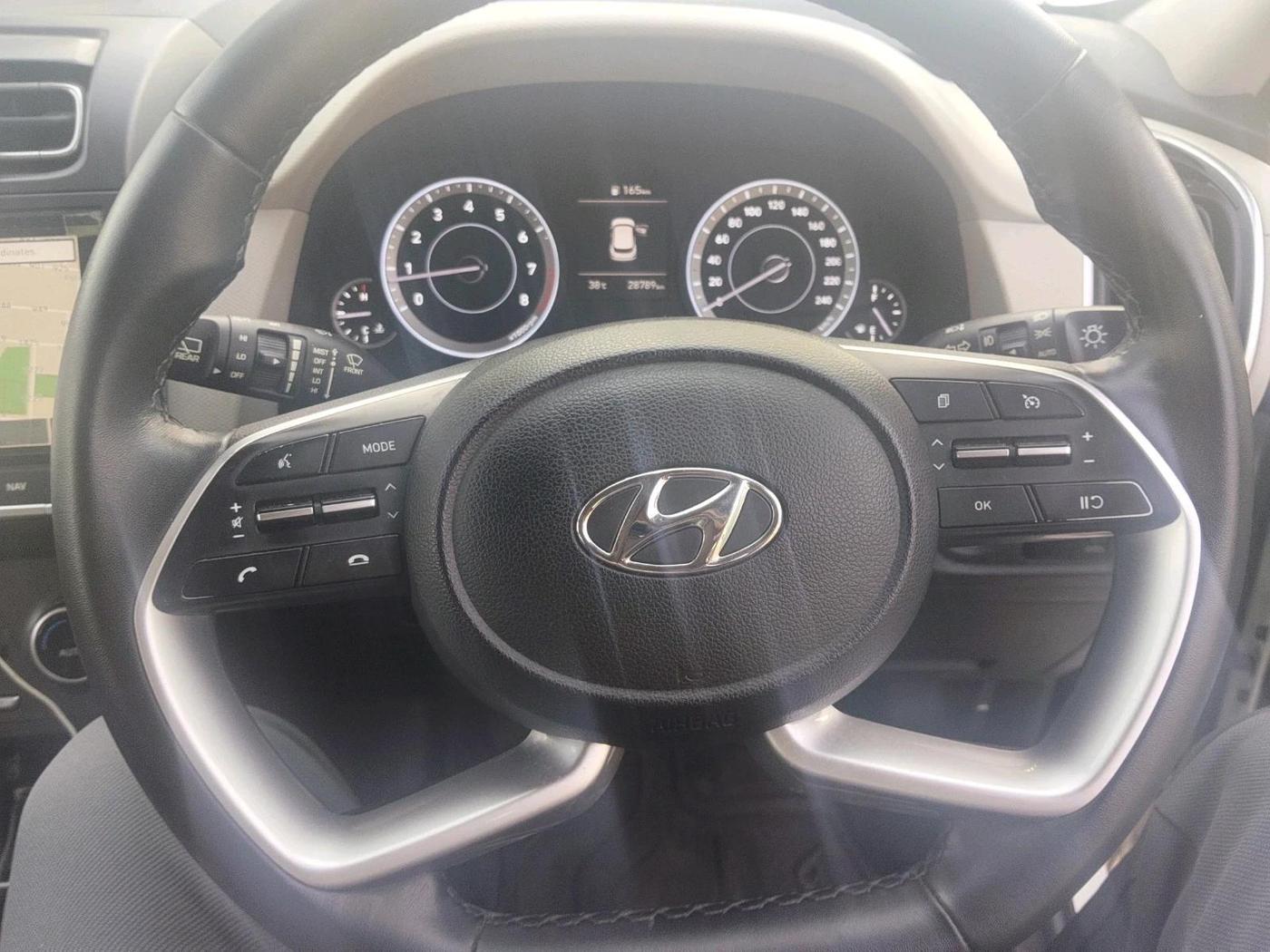 2022 Hyundai Creta SX 1.5 PETROL, Petrol, Manual, 28,789 km, interior