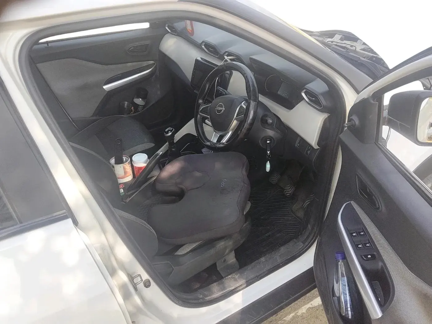 2023 Nissan MAGNITE XE, Petrol, Manual, 64,241 km, interior
