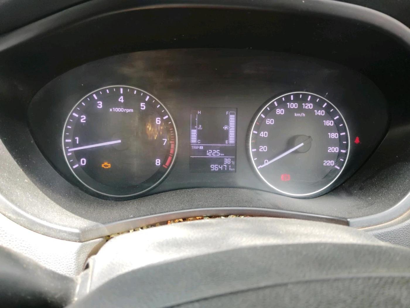 2016 Hyundai i20 Active 1.2 S, Petrol, Manual, 99,000 km, interior