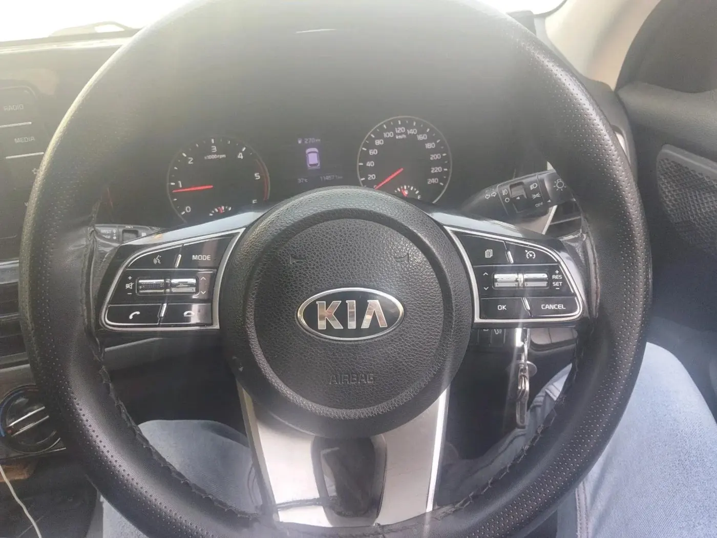2020 KIA SELTOS HTK 1.5 DIESEL, Diesel, Manual, 1,14,571 km, interior