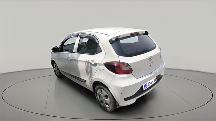 2022 Tata Tiago XT PETROL, Petrol, Manual, 33,558 km, exterior