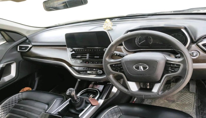 2022 Tata Harrier XT PLUS 2.0L KRYOTEC, Diesel, Manual, 1,77,515 km, interior