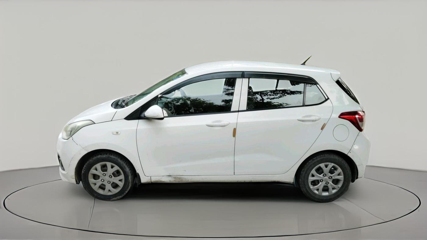 2015 Hyundai Grand i10 MAGNA 1.2 KAPPA VTVT, Petrol, Manual, 1,59,848 km, exterior