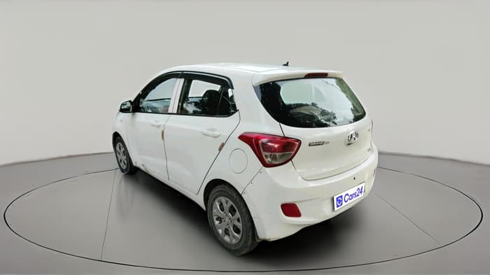 2015 Hyundai Grand i10 MAGNA 1.2 KAPPA VTVT, Petrol, Manual, 1,59,848 km, exterior