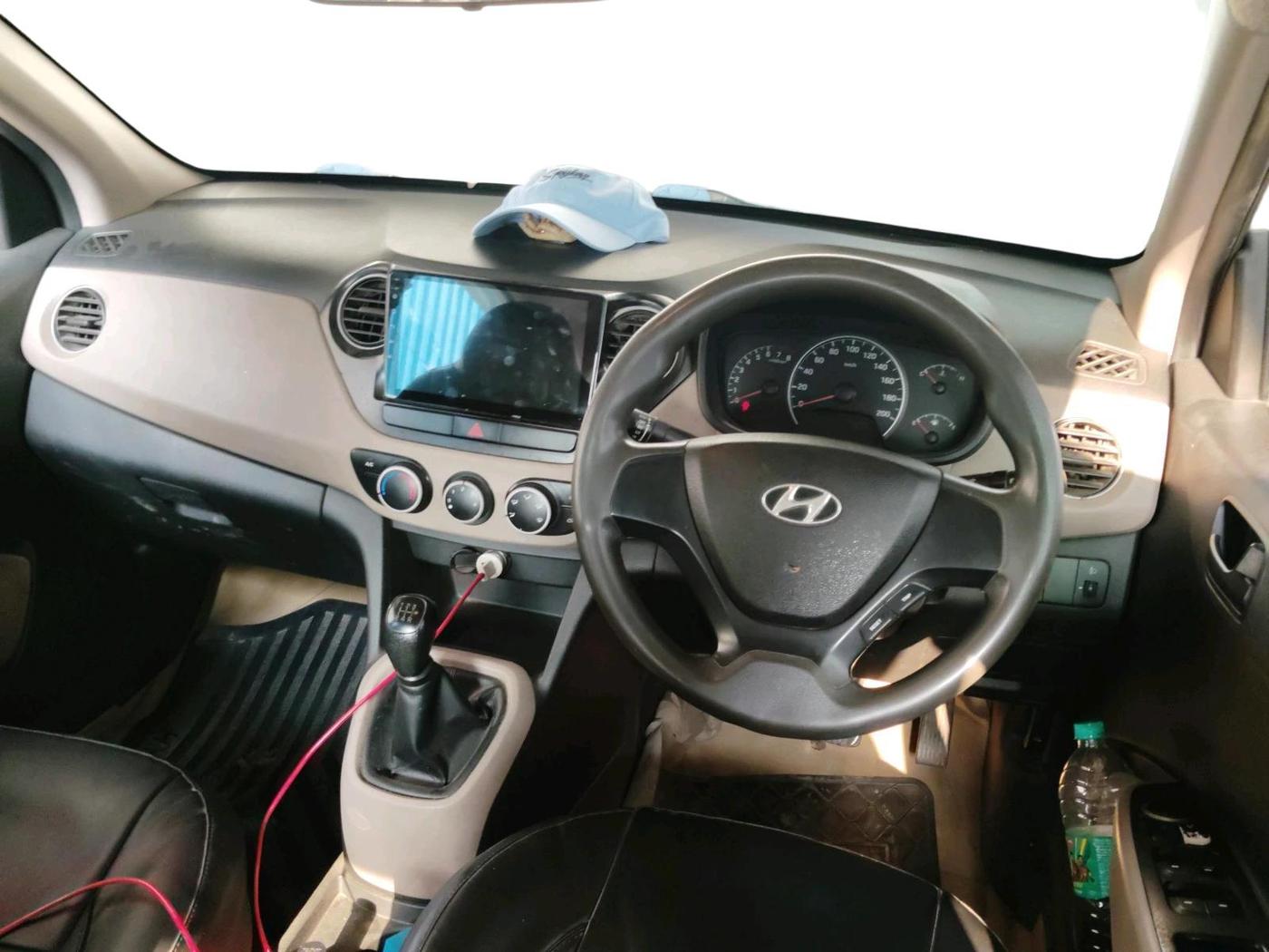 2015 Hyundai Grand i10 MAGNA 1.2 KAPPA VTVT, Petrol, Manual, 1,59,848 km, interior