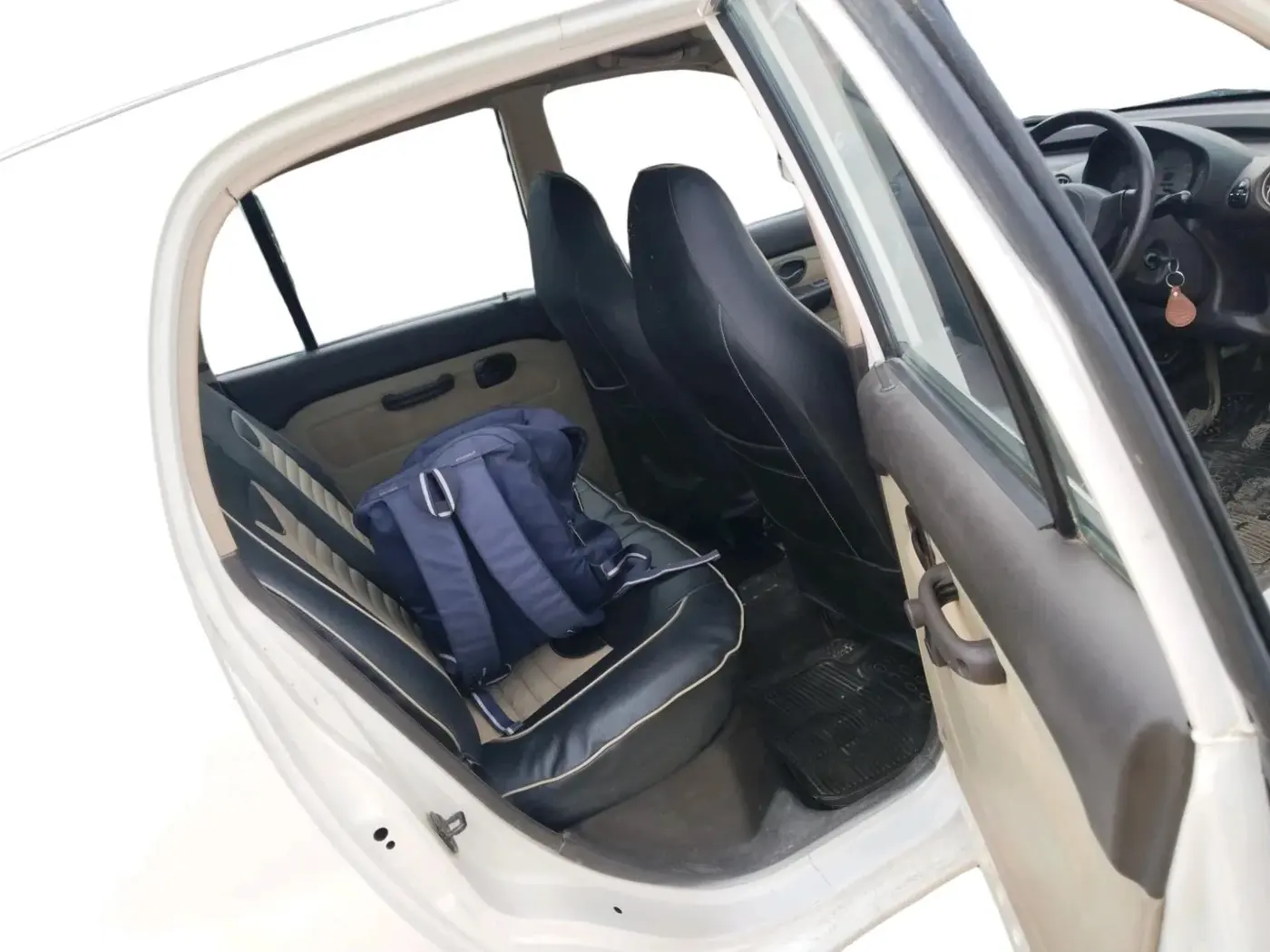 2012 Hyundai Santro Xing GLS, Petrol, Manual, 1,23,889 km, interior