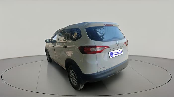 2025 Renault TRIBER RXL MT, Petrol, Manual, 26,743 km, exterior
