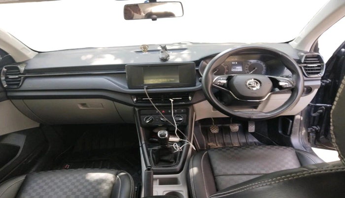 2022 Skoda KUSHAQ ACTIVE 1.0L TSI MT, Petrol, Manual, 32,850 km, interior