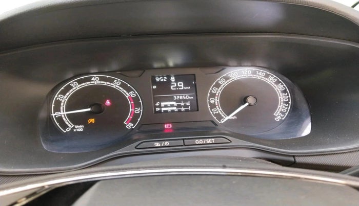 2022 Skoda KUSHAQ ACTIVE 1.0L TSI MT, Petrol, Manual, 32,850 km, interior