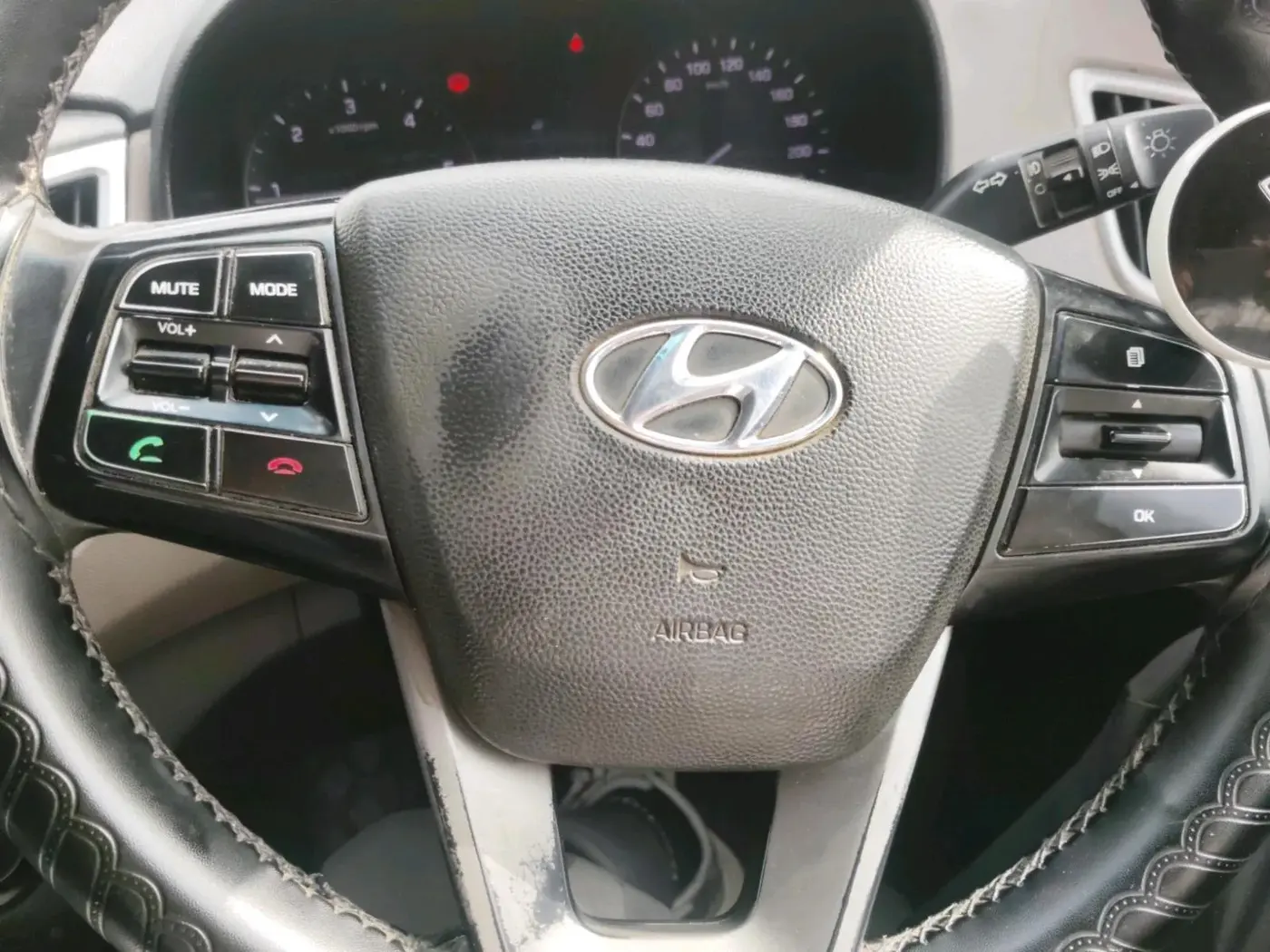 2015 Hyundai Creta SX (O) 1.6 DIESEL, Diesel, Manual, 2,98,952 km, interior
