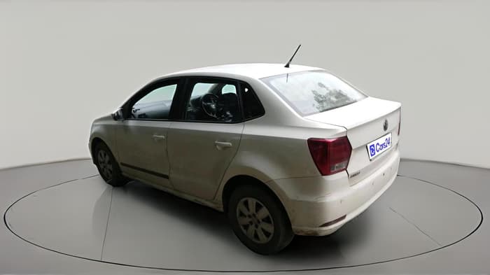 2016 Volkswagen Ameo TRENDLINE 1.5L, Diesel, Manual, 1,97,583 km, exterior