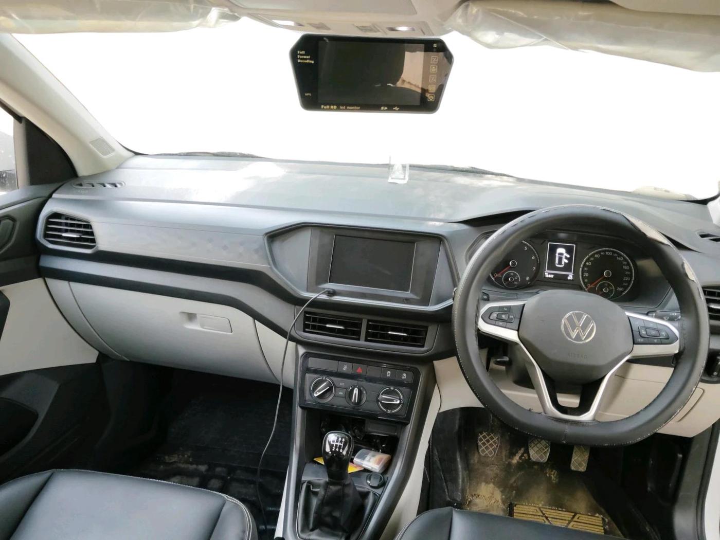 2024 Volkswagen TAIGUN COMFORTLINE 1.0 TSI MT, Petrol, Manual, 18,447 km, interior