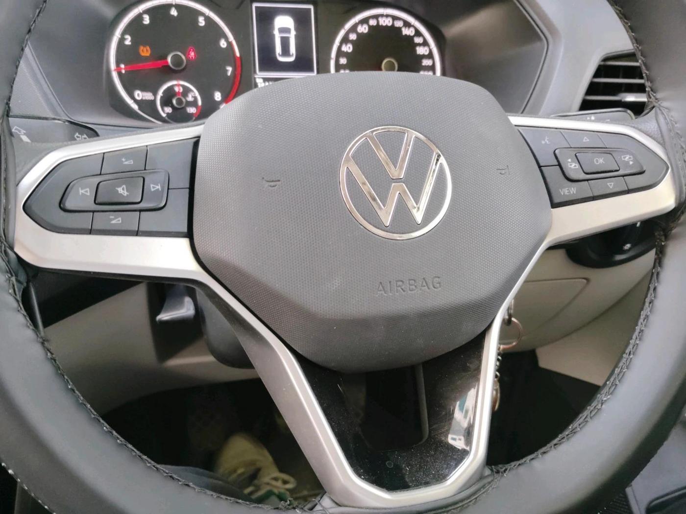 2024 Volkswagen TAIGUN COMFORTLINE 1.0 TSI MT, Petrol, Manual, 18,447 km, interior
