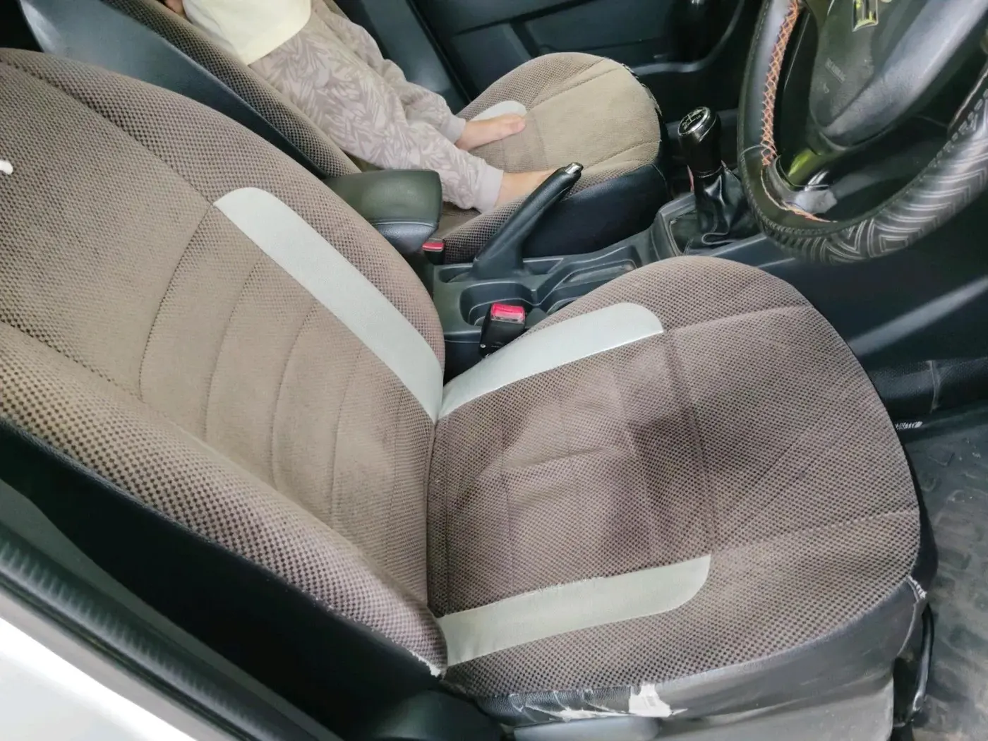 2018 Maruti Vitara Brezza VDI (O), Diesel, Manual, 1,37,277 km, interior