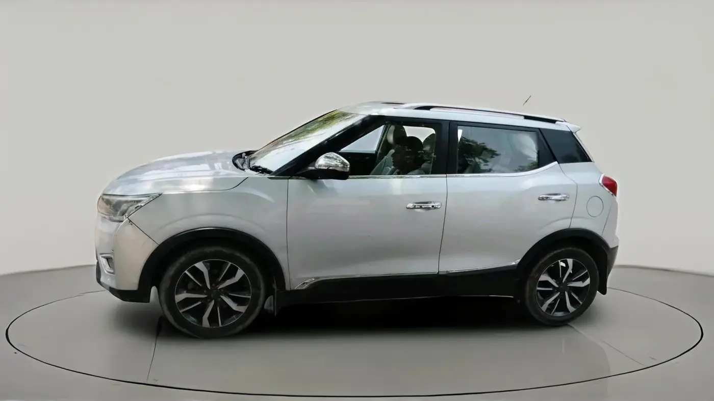 2019 Mahindra XUV300 W8 (O) 1.5 DIESEL, Diesel, Manual, 2,08,774 km, exterior