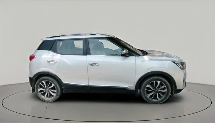 2019 Mahindra XUV300 W8 (O) 1.5 DIESEL, Diesel, Manual, 2,08,774 km, exterior