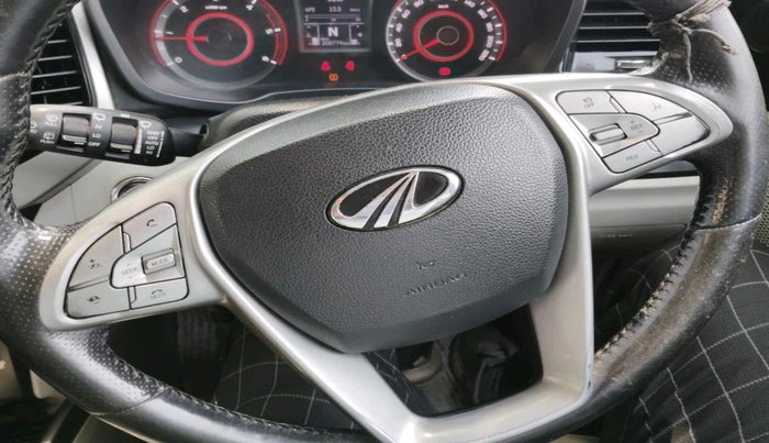 2019 Mahindra XUV300 W8 (O) 1.5 DIESEL, Diesel, Manual, 2,08,774 km, interior