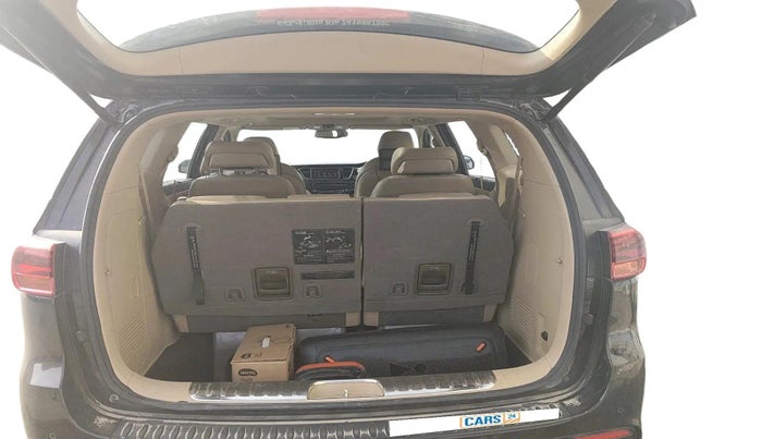 2023 KIA CARNIVAL LIMOUSINE PLUS 2.2 7 STR, Diesel, Automatic, 82,272 km, exterior