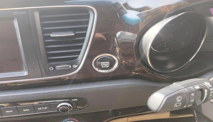 2023 KIA CARNIVAL LIMOUSINE PLUS 2.2 7 STR, Diesel, Automatic, 82,272 km, interior