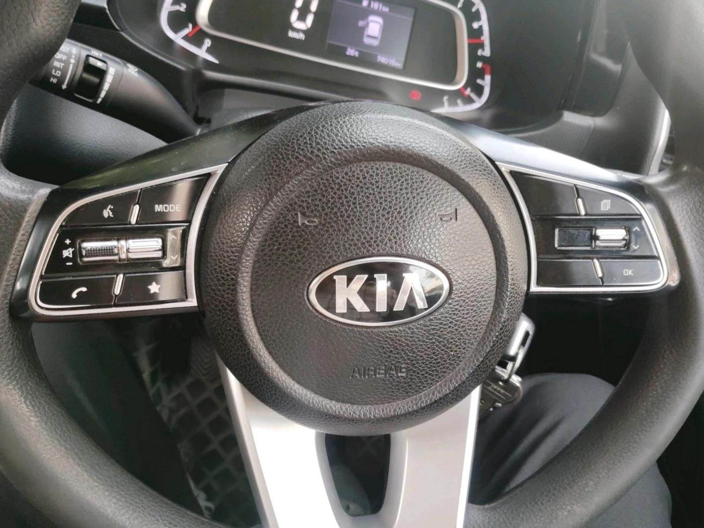 2021 KIA SONET HTK PLUS 1.5, Diesel, Manual, 74,016 km, interior