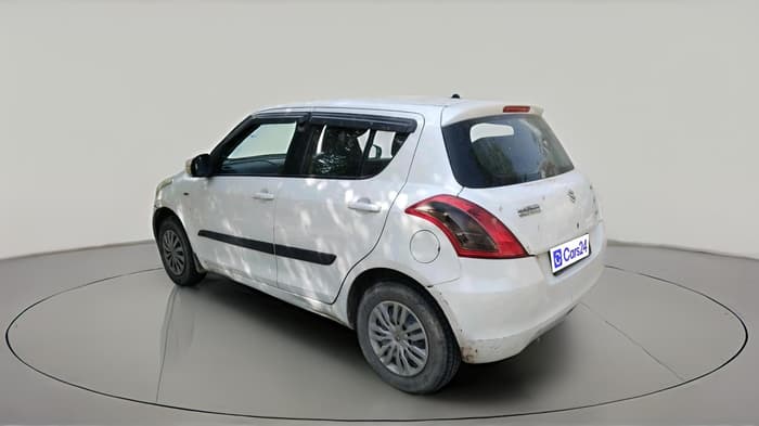 2012 Maruti Swift VXI, CNG, Manual, 1,32,792 km, exterior