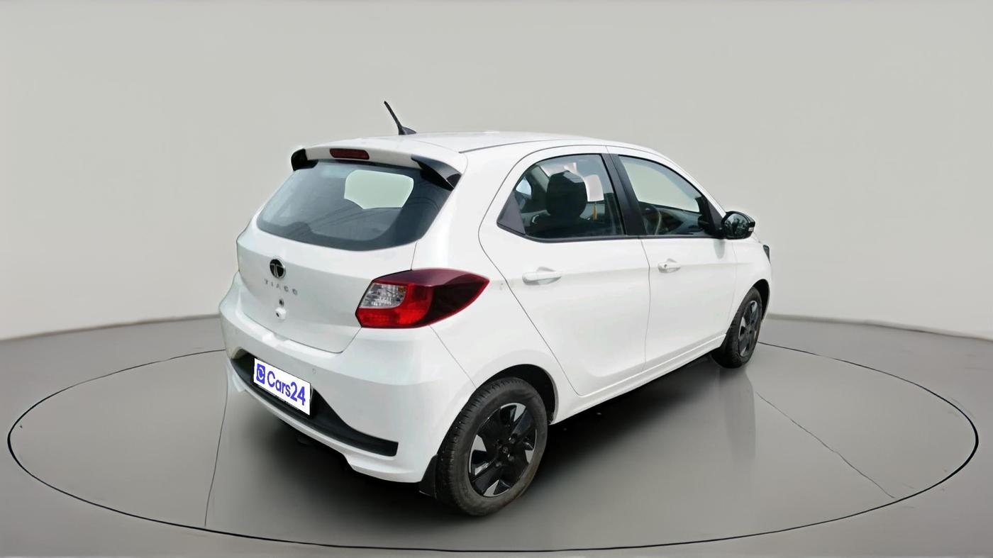 2025 Tata Tiago XT PETROL, Petrol, Manual, 5,439 km, exterior