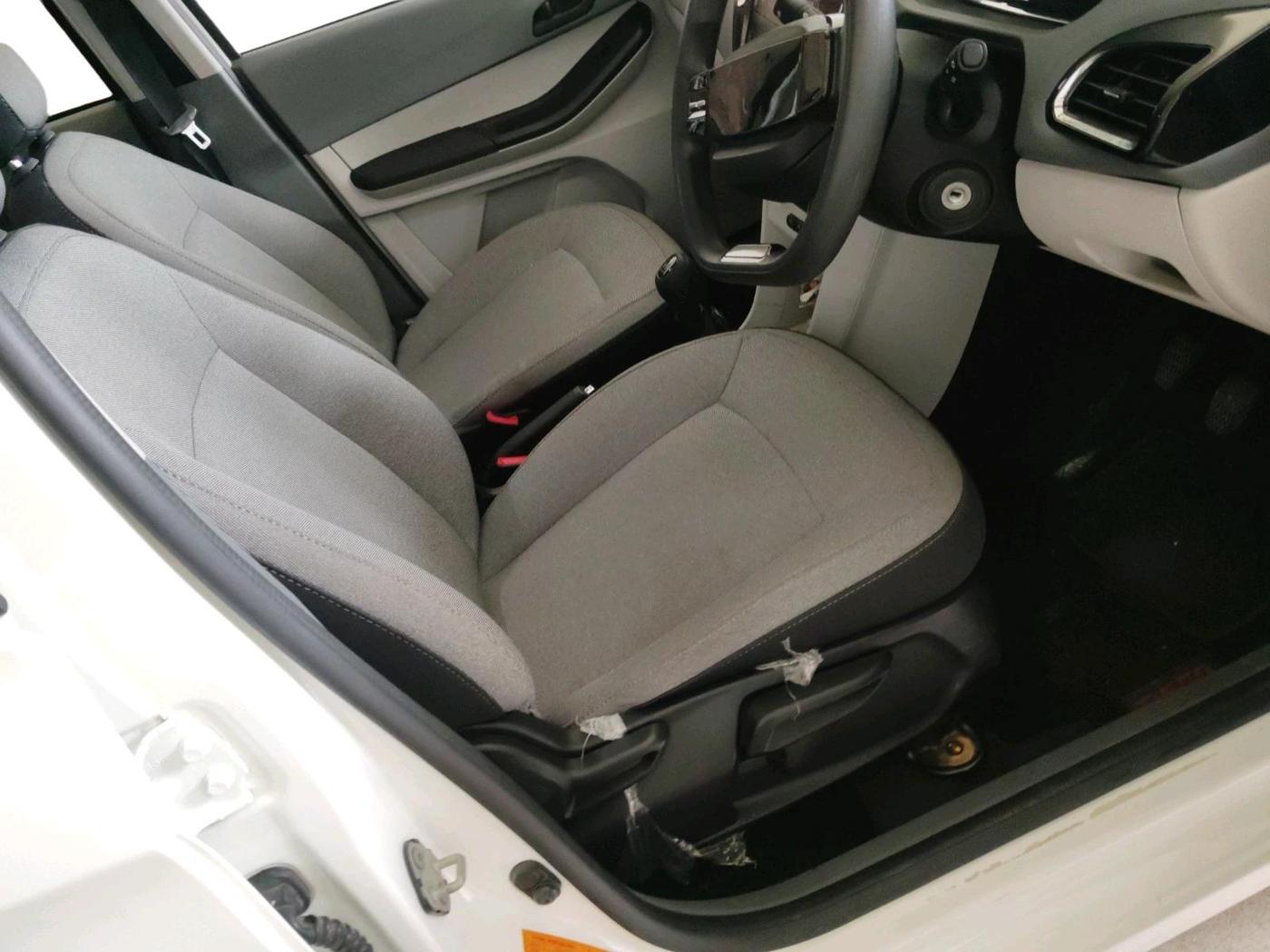 2025 Tata Tiago XT PETROL, Petrol, Manual, 5,439 km, interior