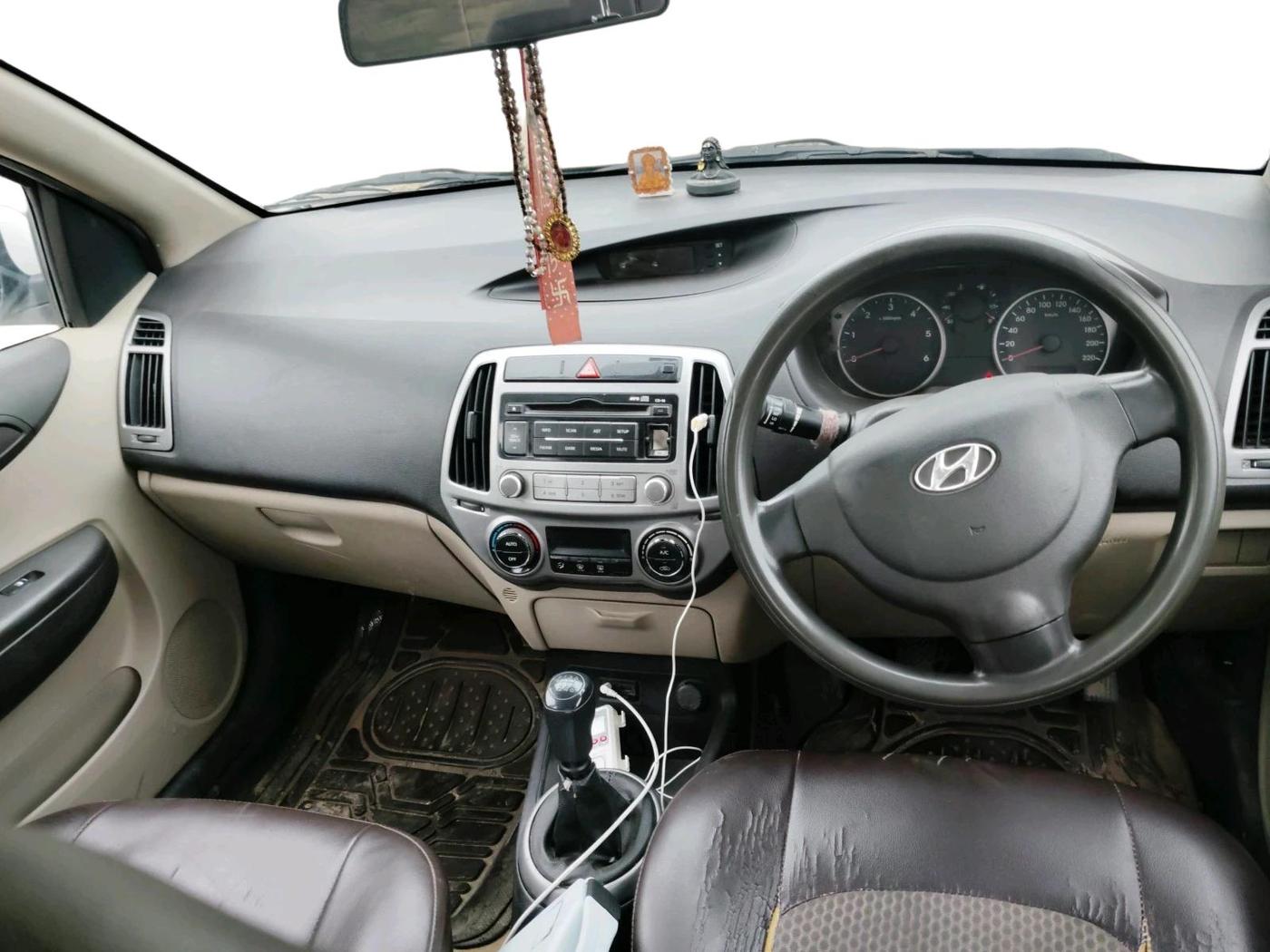 2012 Hyundai i20 MAGNA (O) 1.4 CRDI, Diesel, Manual, 1,70,363 km, interior