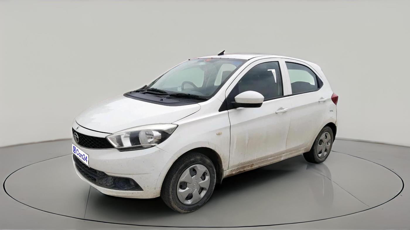 2017 Tata Tiago XT PETROL, Petrol, Manual, 79,491 km, exterior