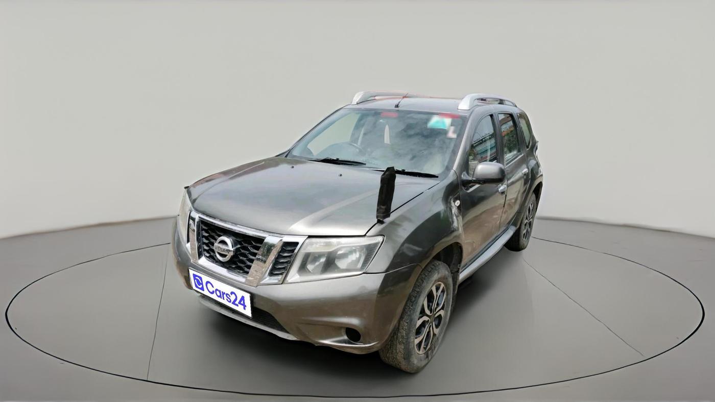 2014 Nissan Terrano XV D THP 110 PS, Diesel, Manual, 1,09,665 km, exterior