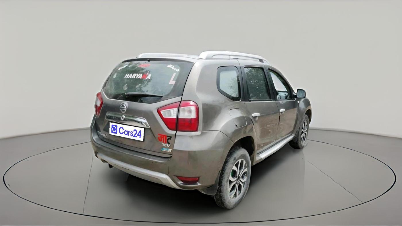 2014 Nissan Terrano XV D THP 110 PS, Diesel, Manual, 1,09,665 km, exterior