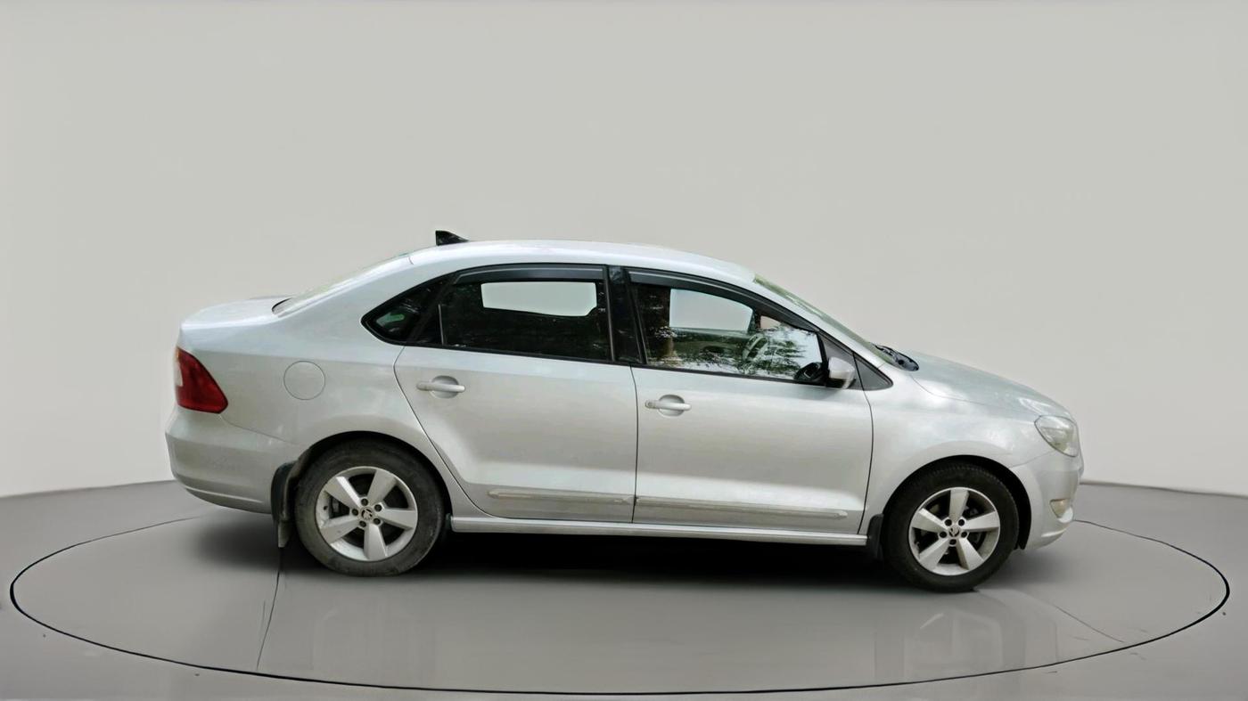 2016 Skoda Rapid STYLE 1.5 TDI AT, Diesel, Automatic, 1,49,048 km, exterior