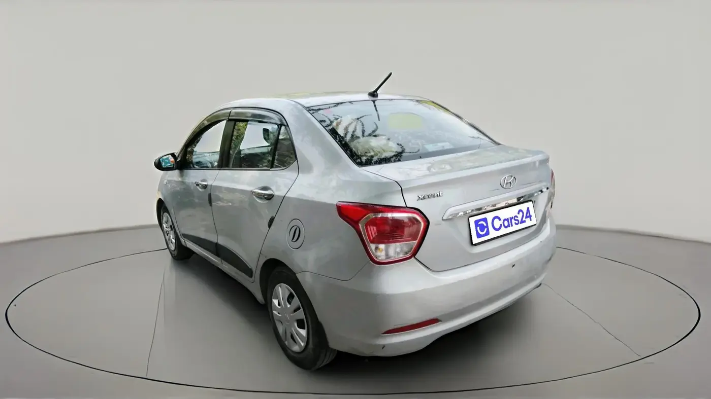 2014 Hyundai Xcent BASE 1.1, Diesel, Manual, 1,20,015 km, exterior
