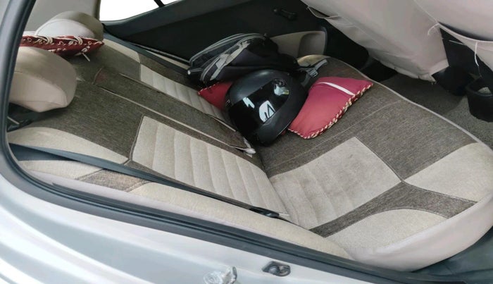 2014 Hyundai Xcent BASE 1.1, Diesel, Manual, 1,20,015 km, interior