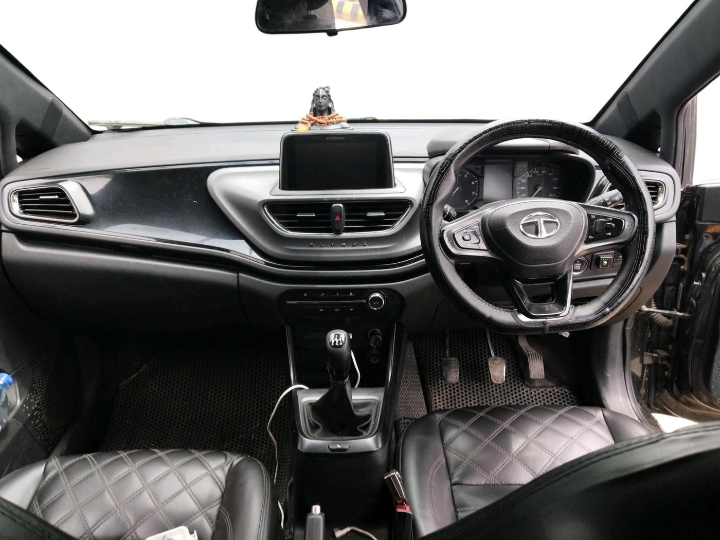 2022 Tata ALTROZ XT PETROL DARK EDITION, CNG, Manual, 90,004 km, interior