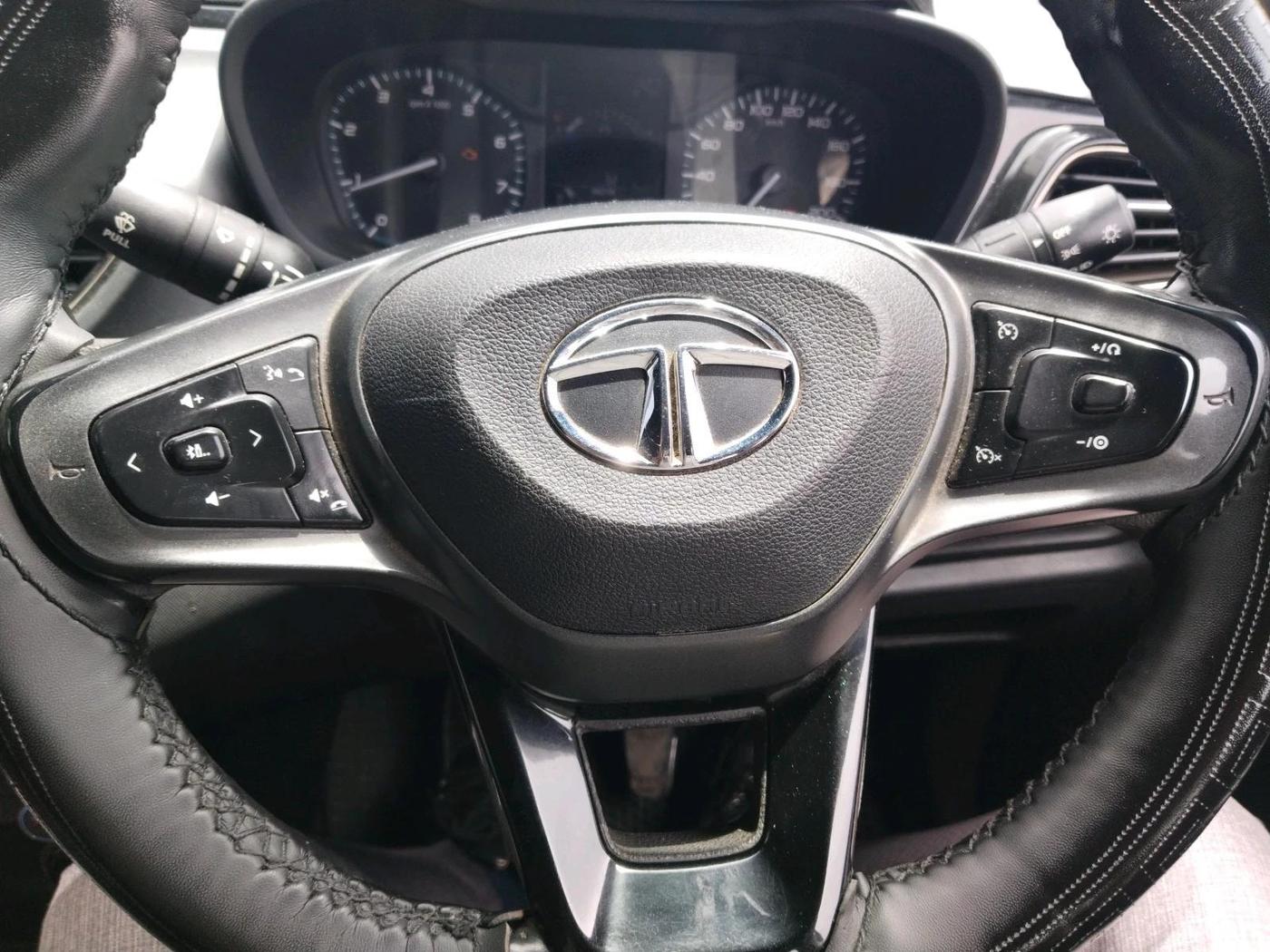 2022 Tata ALTROZ XT PETROL DARK EDITION, CNG, Manual, 90,004 km, interior